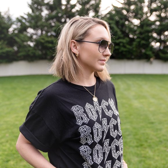 ROCK Graphic Tee - Picture 4 of 6